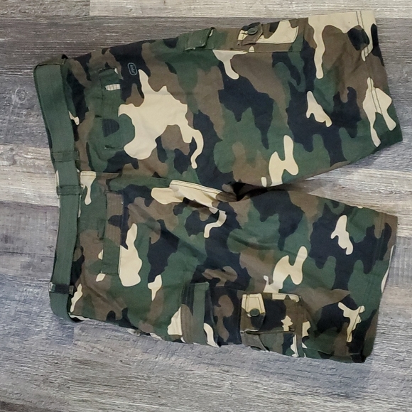 Echo Unlimited - Picture 4 of 4